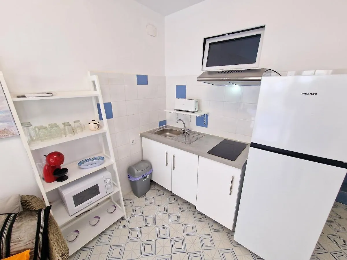 La Maisonnette Bleue Empuriabrava Spain