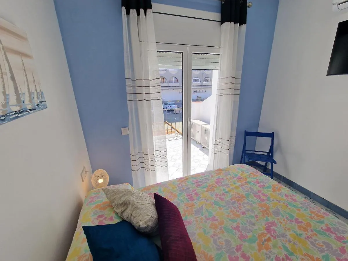 La Maisonnette Bleue Empuriabrava Holiday home